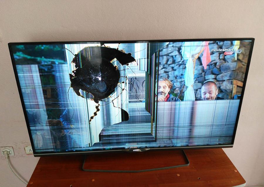 TV Panel Değişimi ve TV Ekran Tamiri